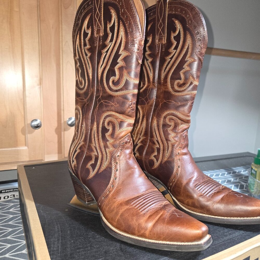 Ariat Women's Heritage Wester X-toe Boots Size 9 EUC